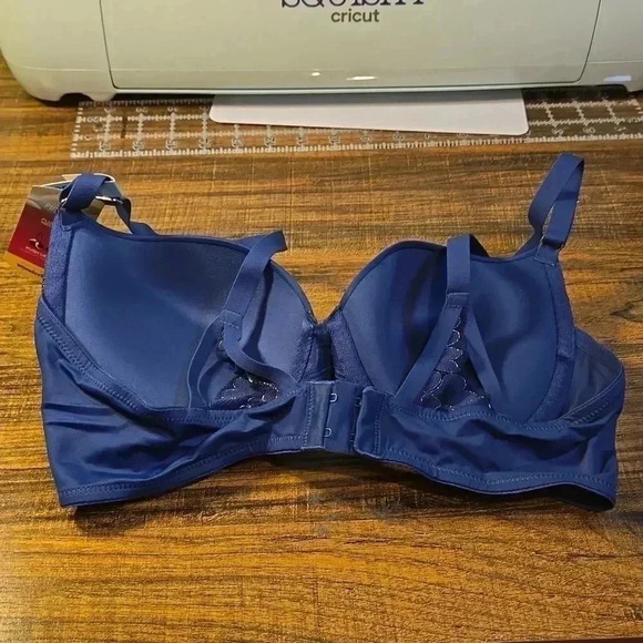 Maidenform Navy Push Up Wonder Bra Navy - Picture 3 of 3